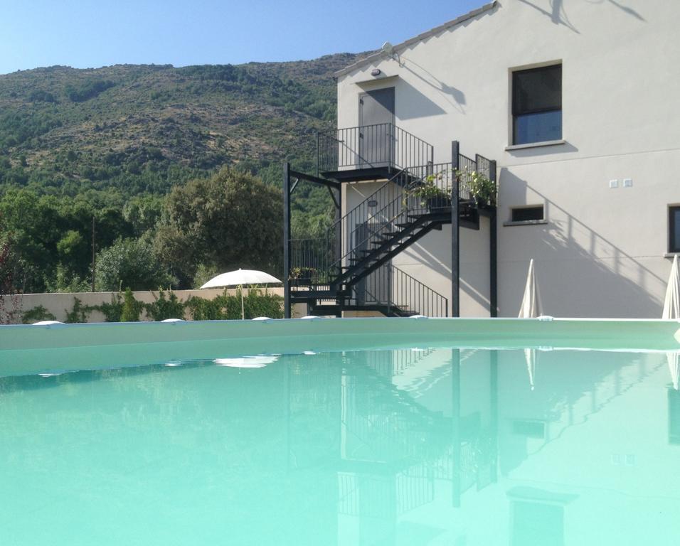El Hotelito Навалуенґа Екстер'єр фото