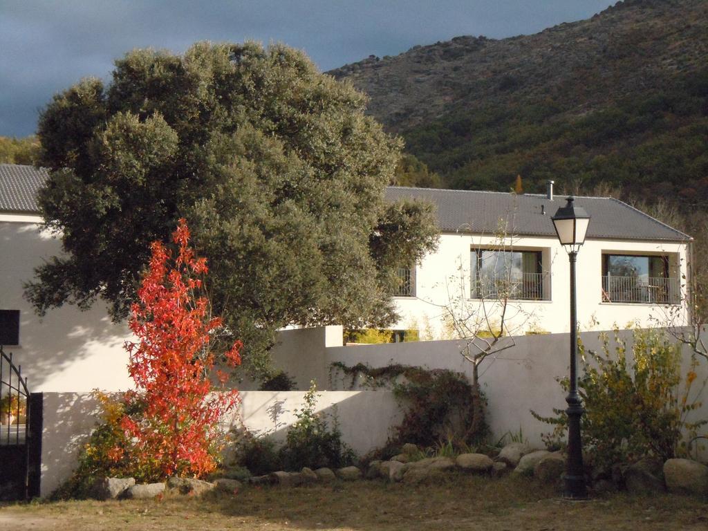 El Hotelito Навалуенґа Екстер'єр фото